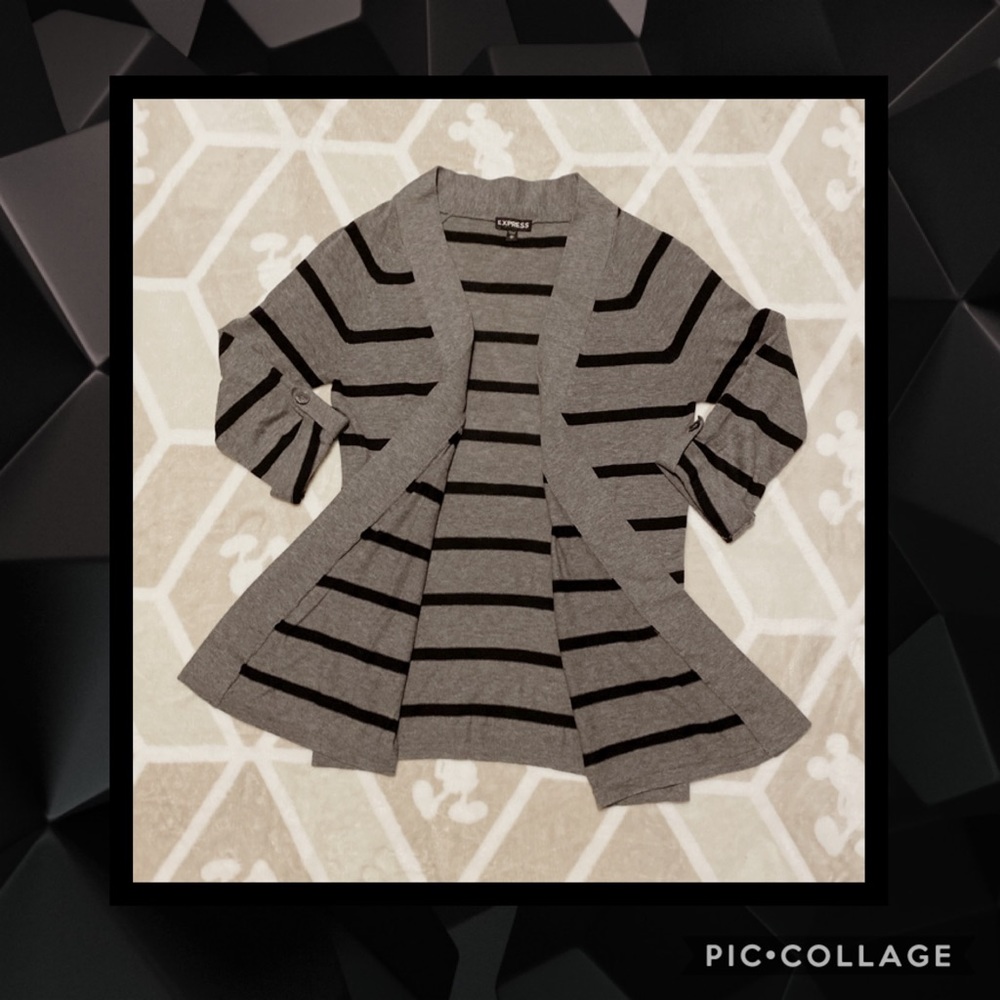 ❤️ 5/$20 Express cardigan sweater